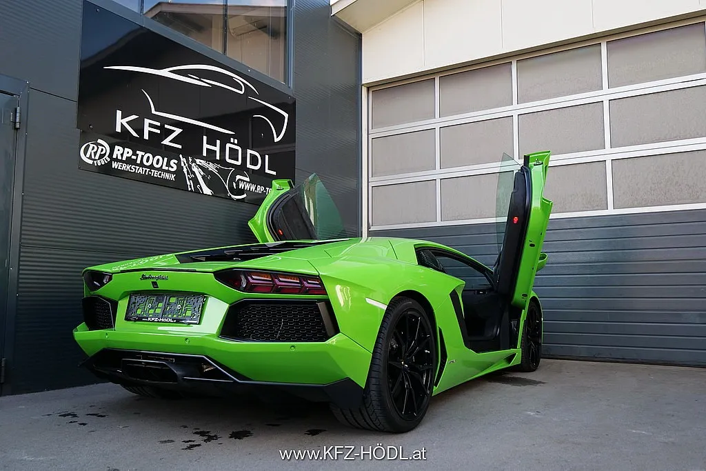 Lamborghini Aventador LP700-4 Unfallfrei, MwSt, Lift Image 5